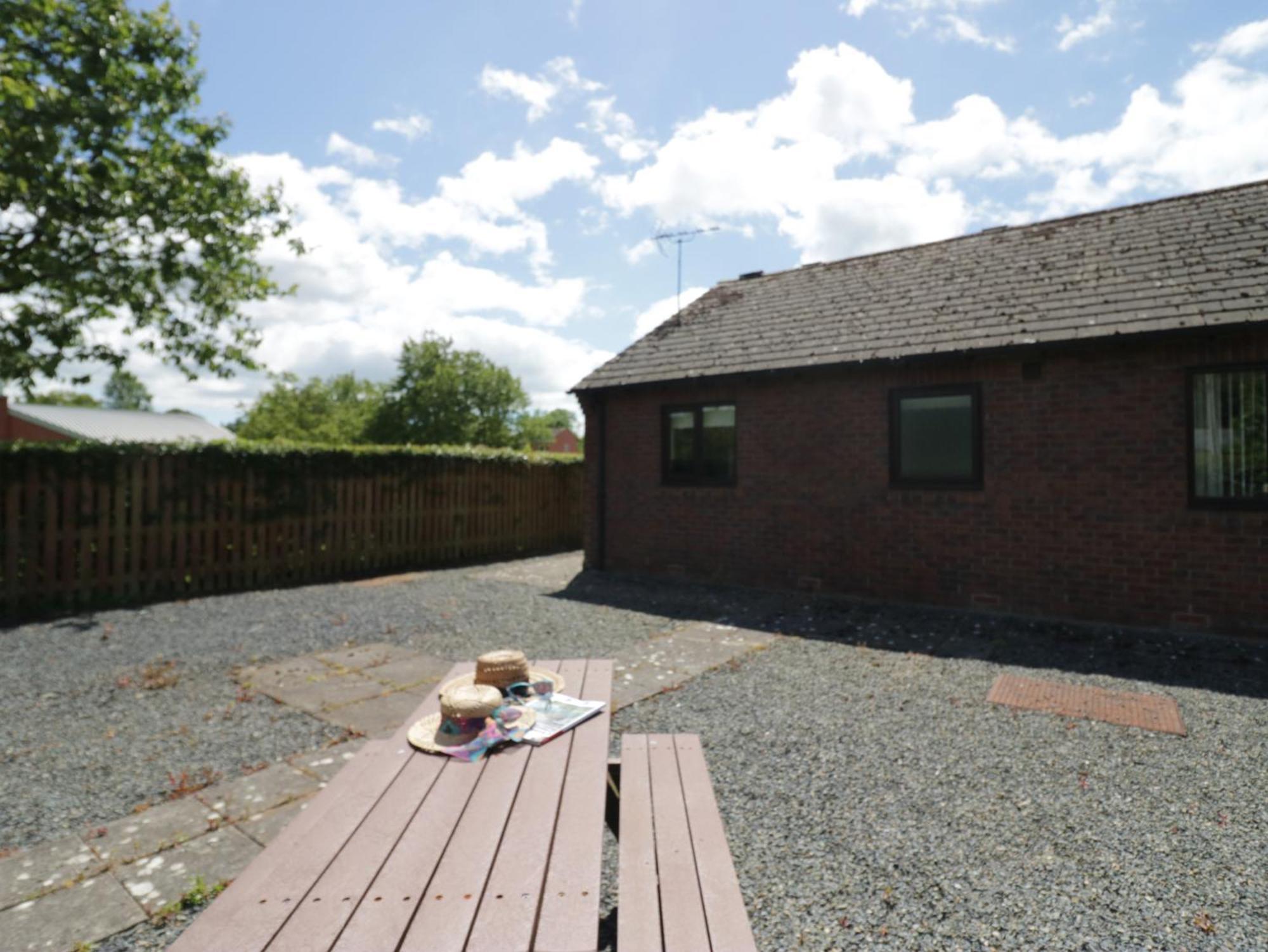 21 Eamont Park Villa Penrith Exterior photo